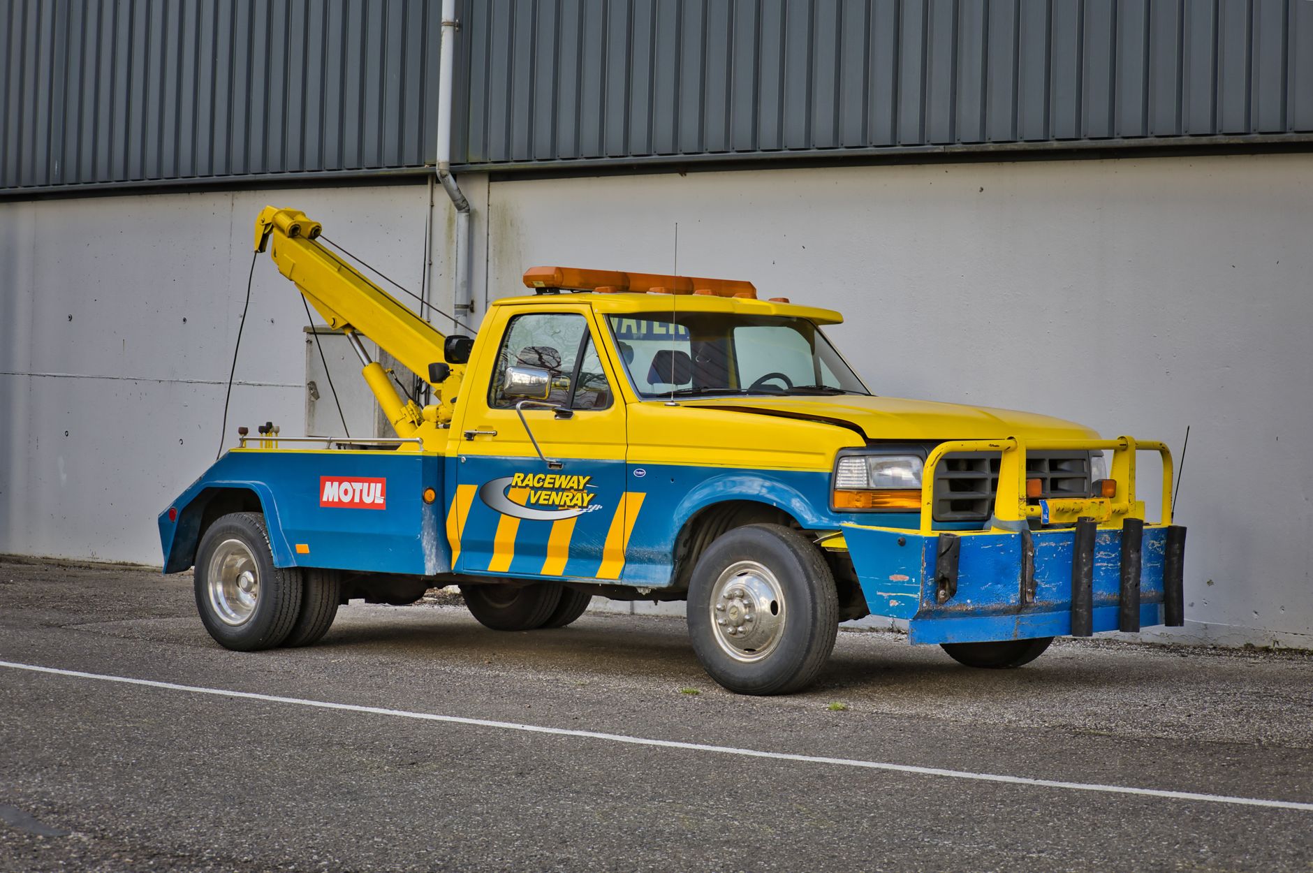Remorquage voiture équipe à Nanterre